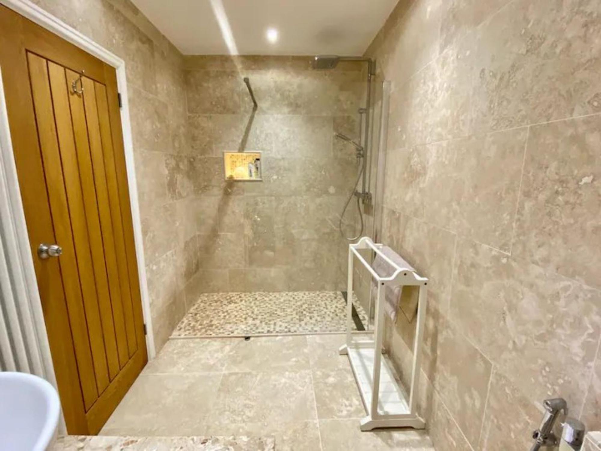 Pass The Keys Delightful Cottage Sydney Gardens Private Parking Bath Exterior photo